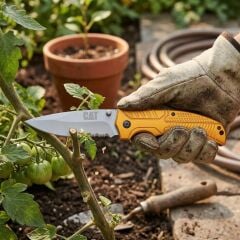 CAT DA980006 Kemer Askı Kancalı Katlanabilir 20CM Paslanmaz Çelik Sarı Kamp Çakısı
