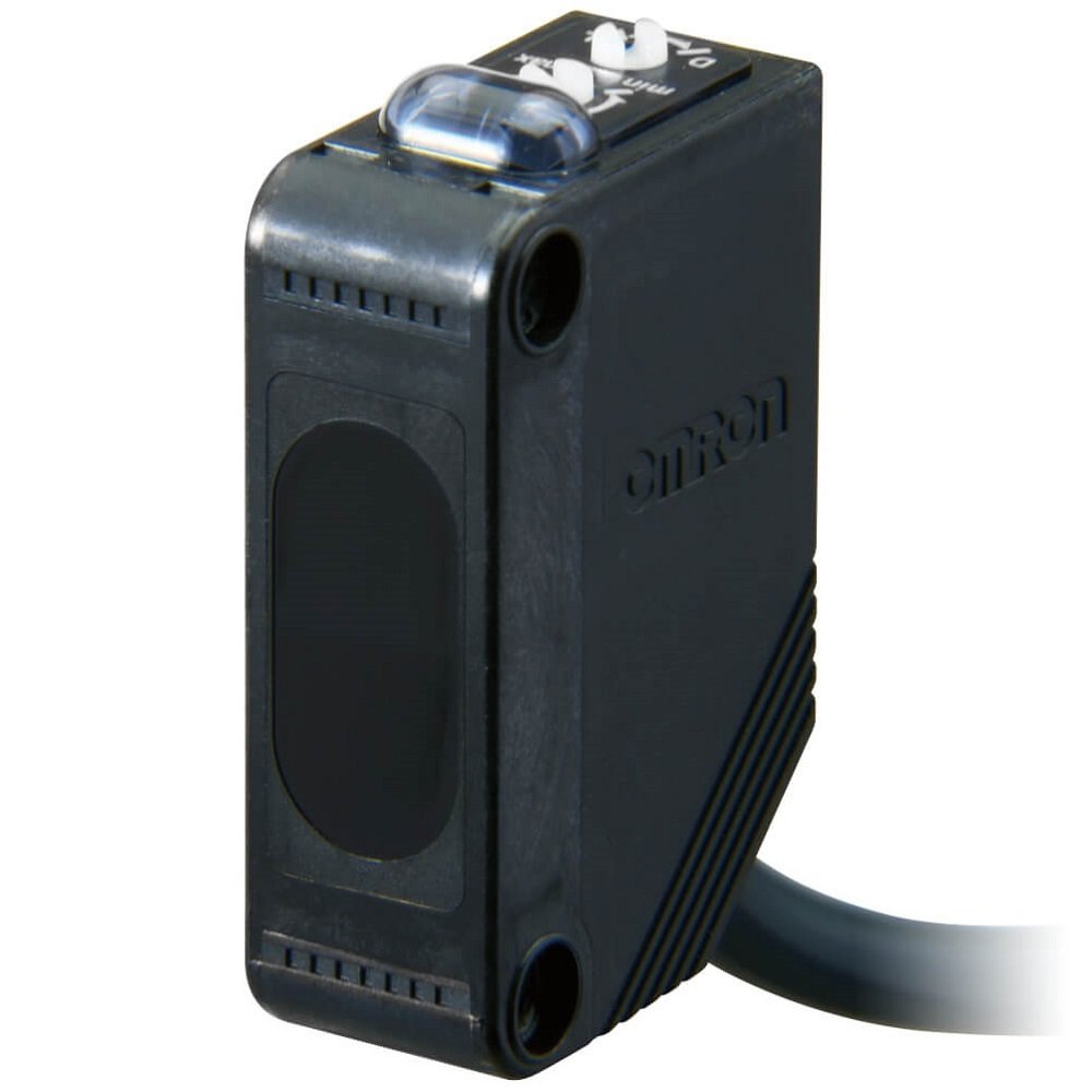 Omron E3Z-D82 2M OMI Fotoelektrik Sensör